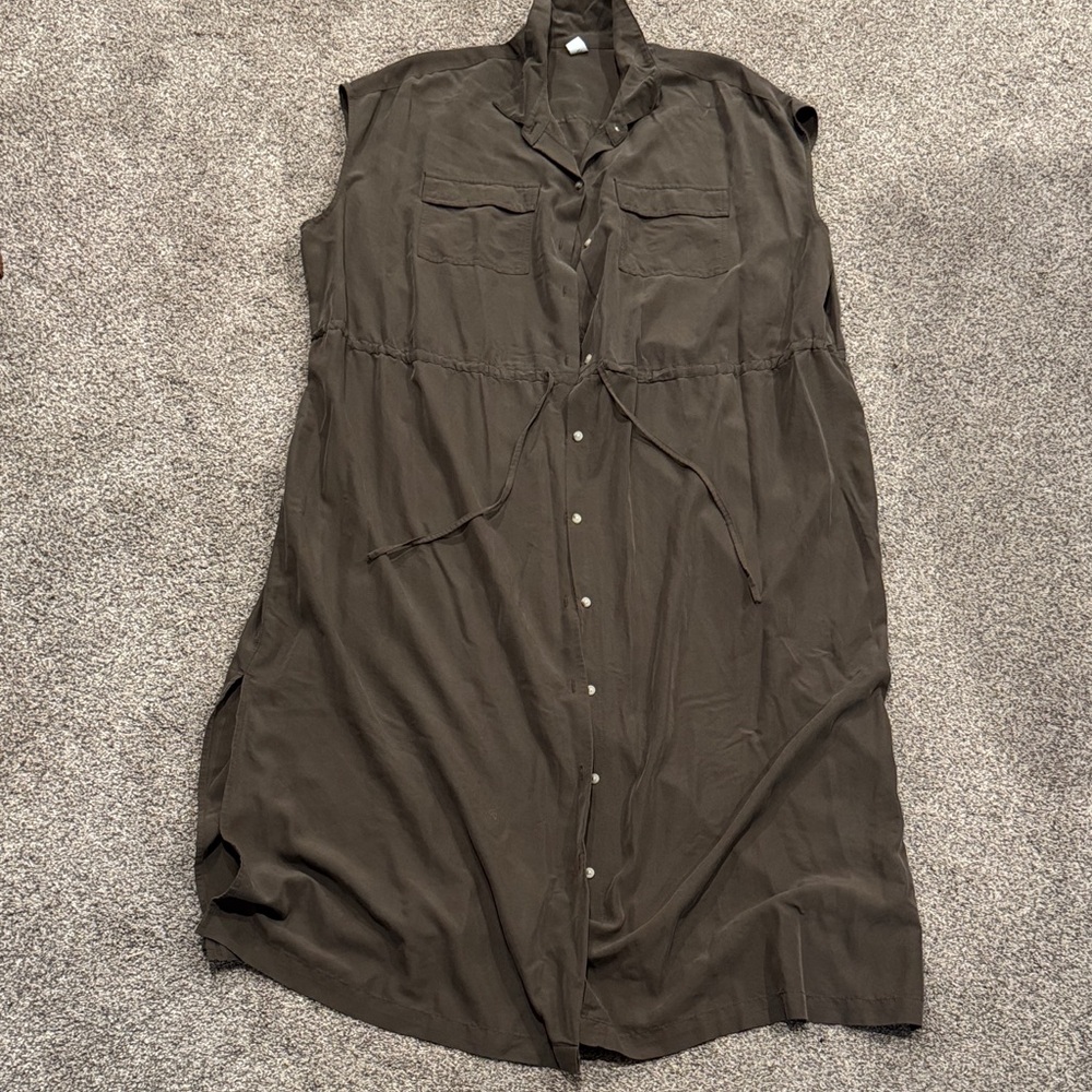 Old Navy Olive Green Sleeveless Button-Front Midi Dress